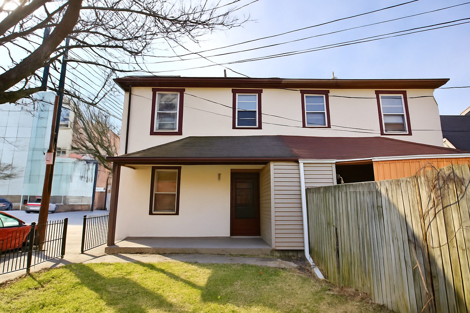 419 Vine St living area - Lehigh student housing South Bethlehem PA