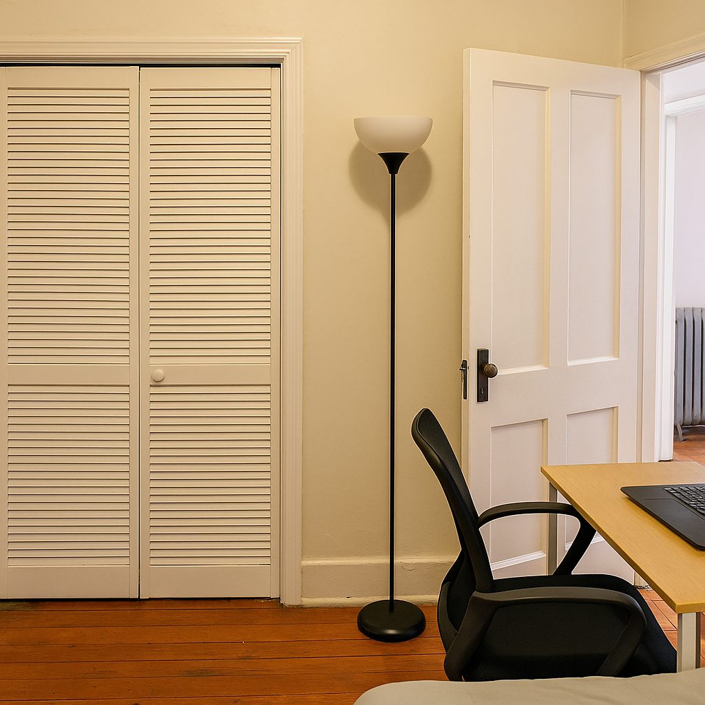 505 E 5th St interior - Lehigh student housing