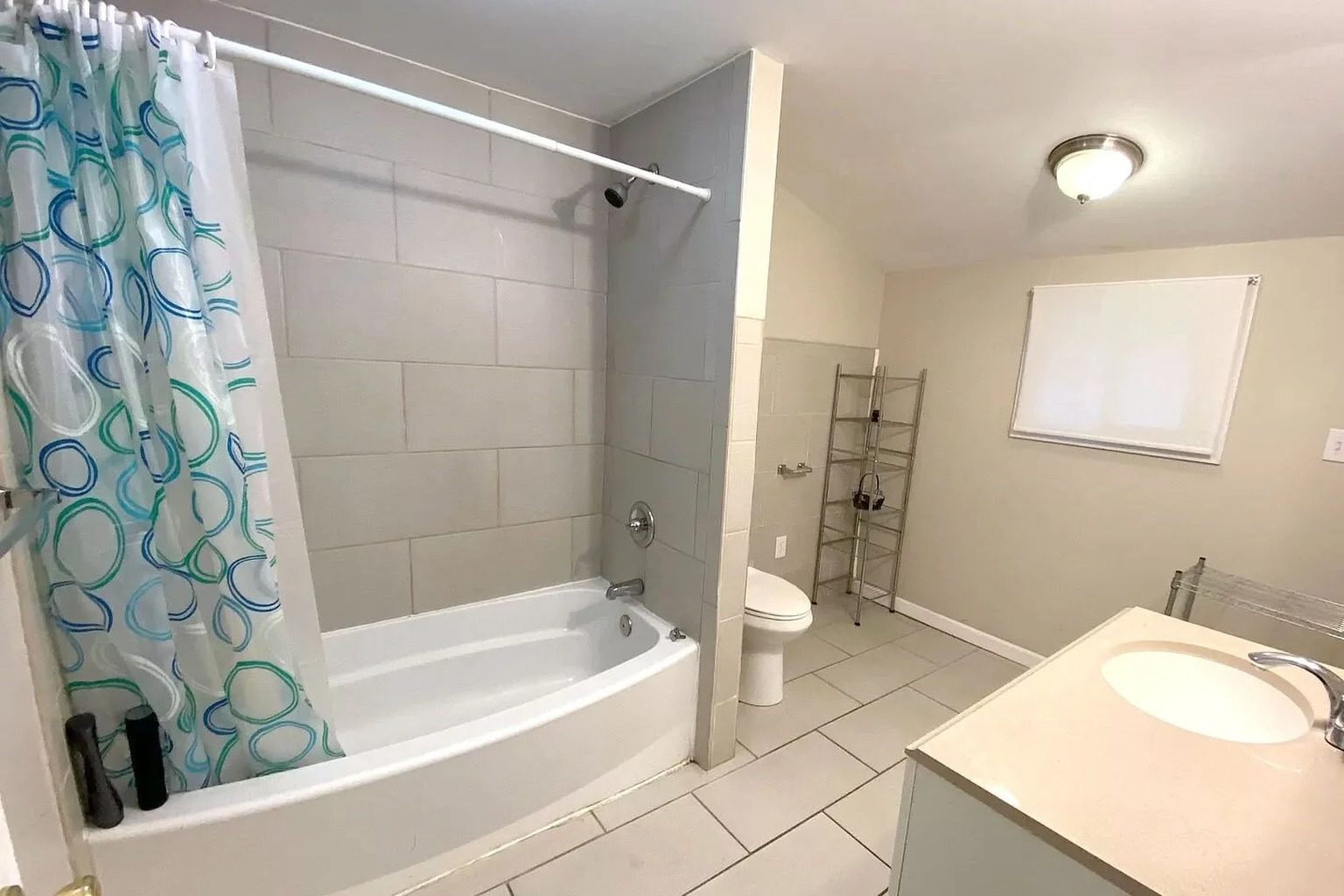 506 Selfridge St interior room - Lehigh student housing South Bethlehem PA