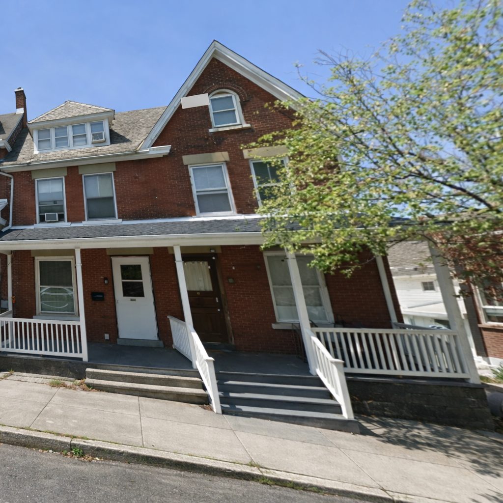 516 Montclair Ave interior - Lehigh student housing
