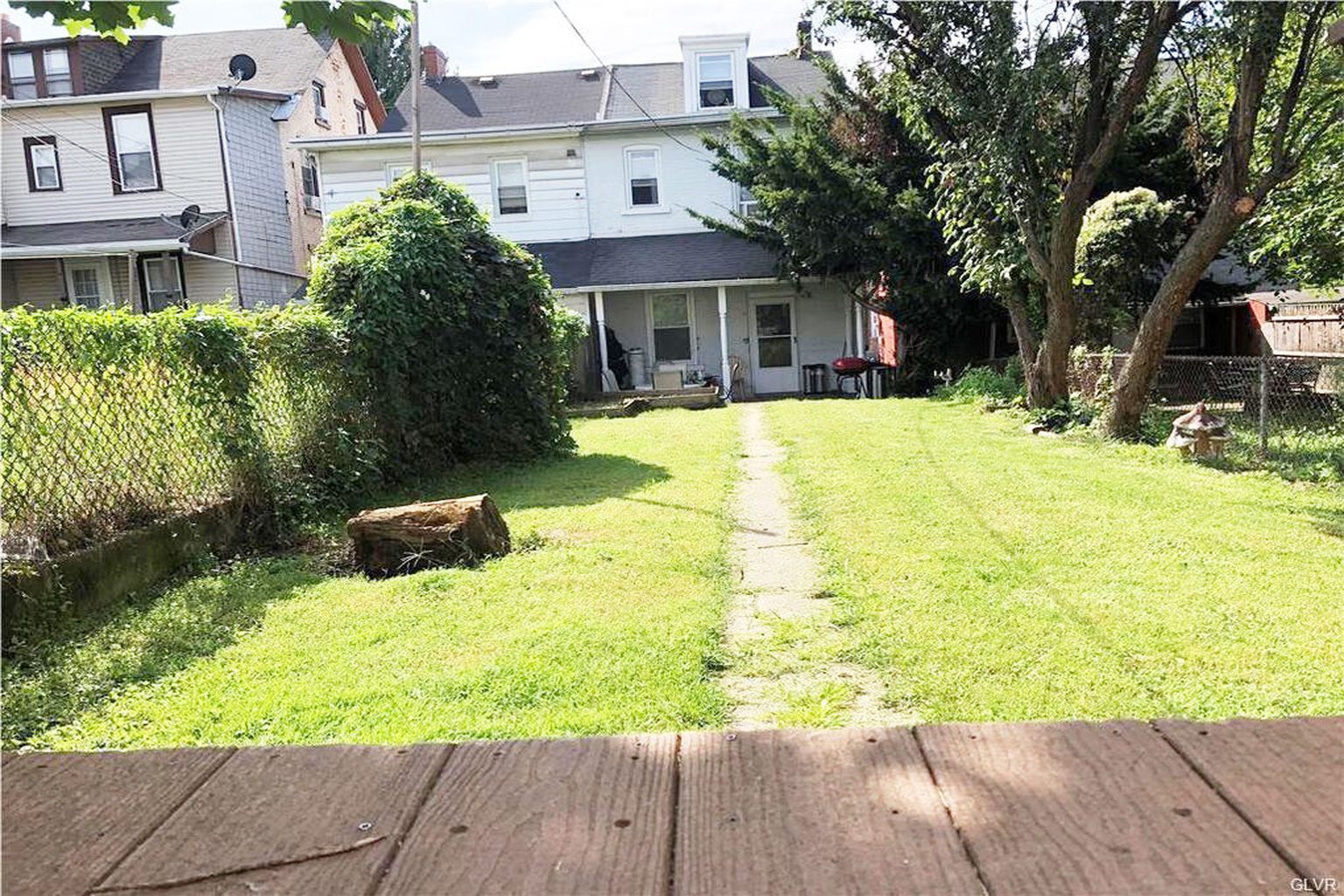 539 Carlton Ave kitchen - Lehigh student housing South Bethlehem PA